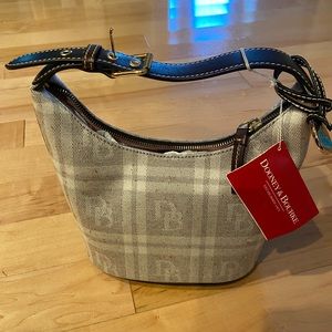 Dooney & Bourke bucket bag beige brand new